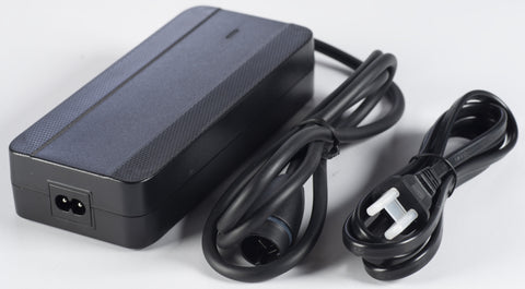 SIMPLO CHARGER 4A UK